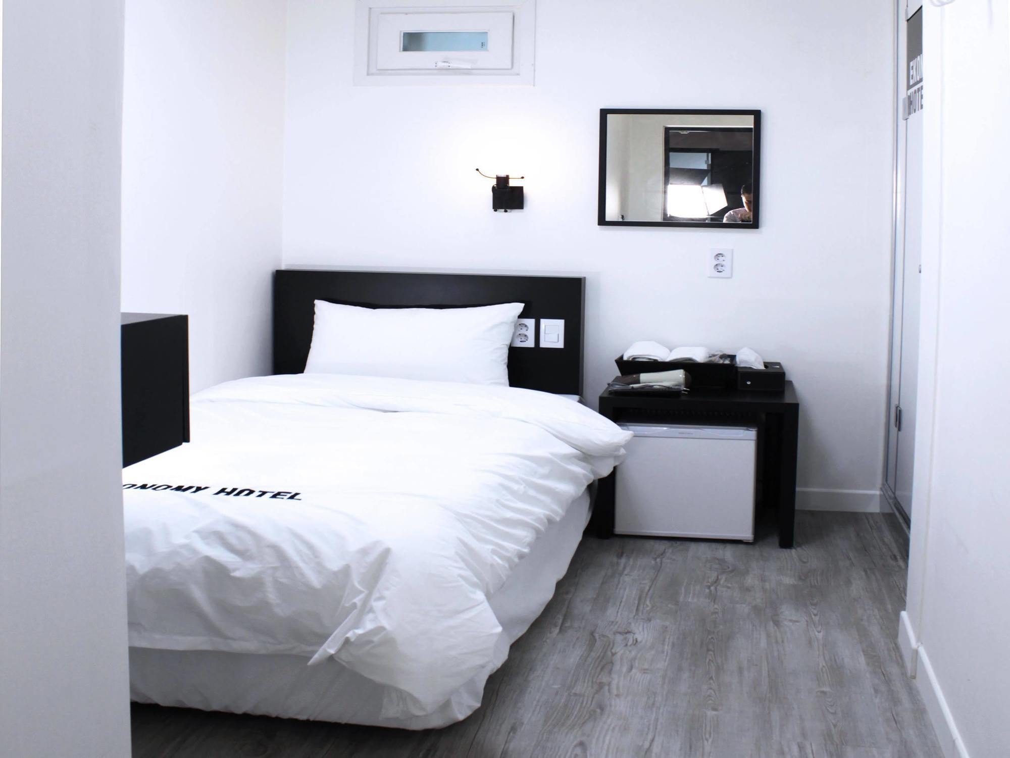 Ekonomy Hotel Dongdaemun 首爾 外观 照片
